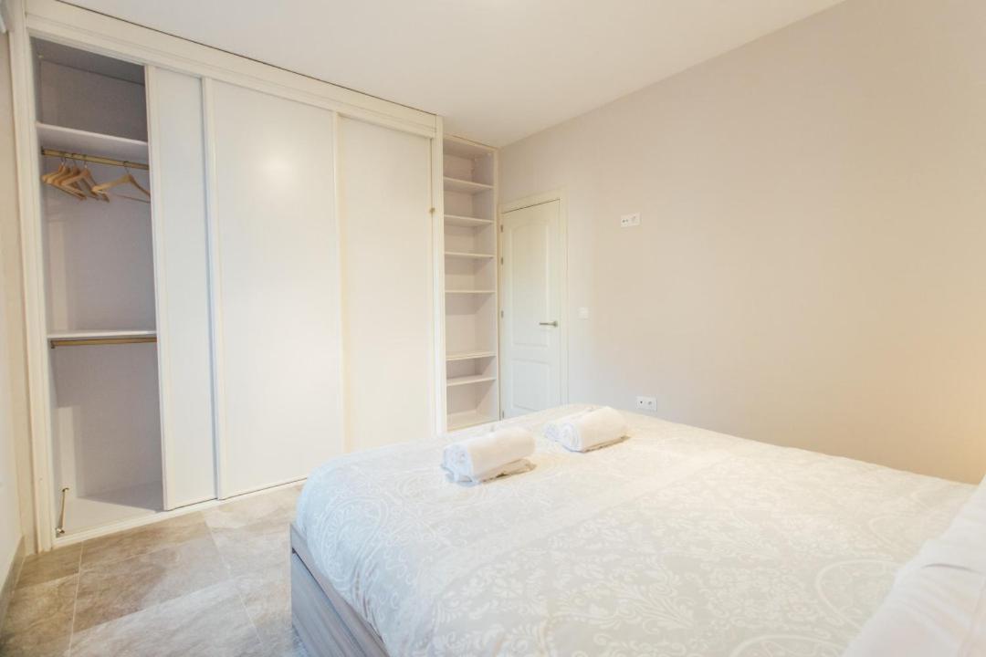 Wide And Diaphanous- 3Bd 2Bth- Alcazar Sewilla Zewnętrze zdjęcie