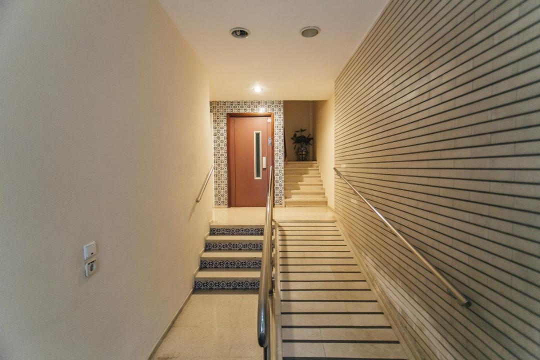 Wide And Diaphanous- 3Bd 2Bth- Alcazar Sewilla Zewnętrze zdjęcie