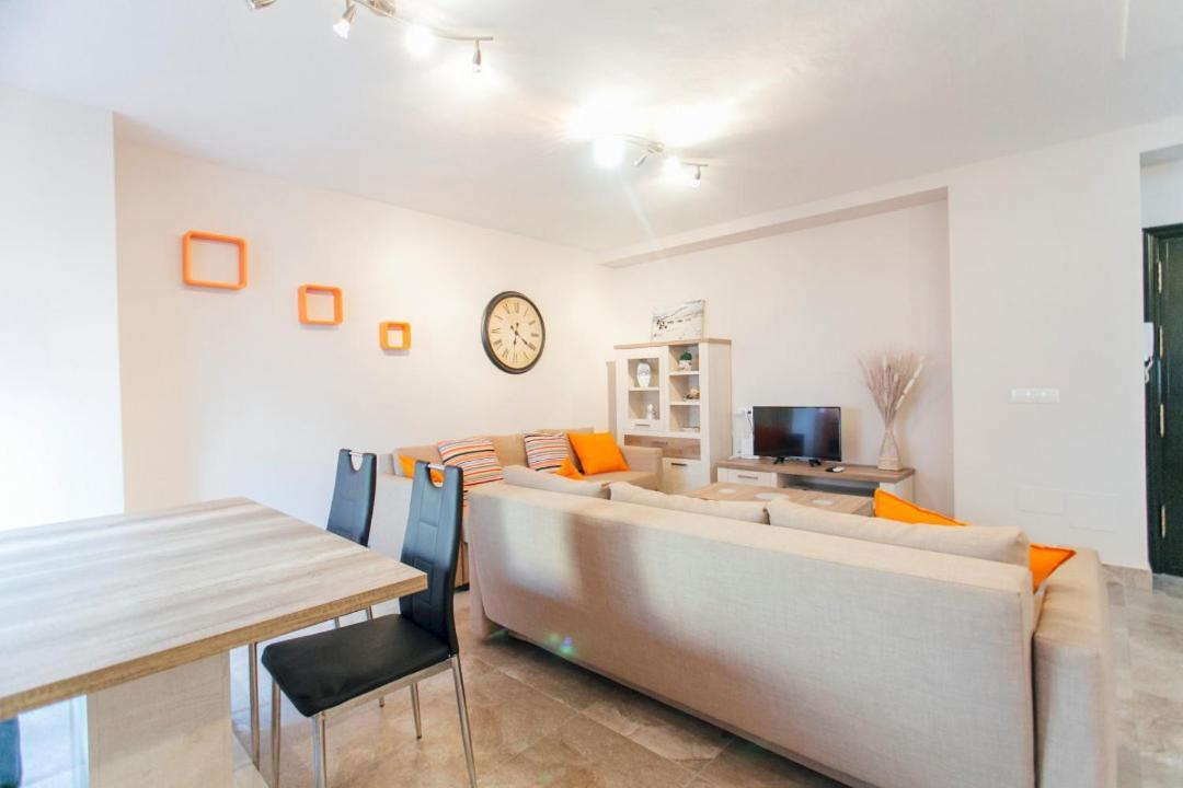 Wide And Diaphanous- 3Bd 2Bth- Alcazar Sewilla Zewnętrze zdjęcie