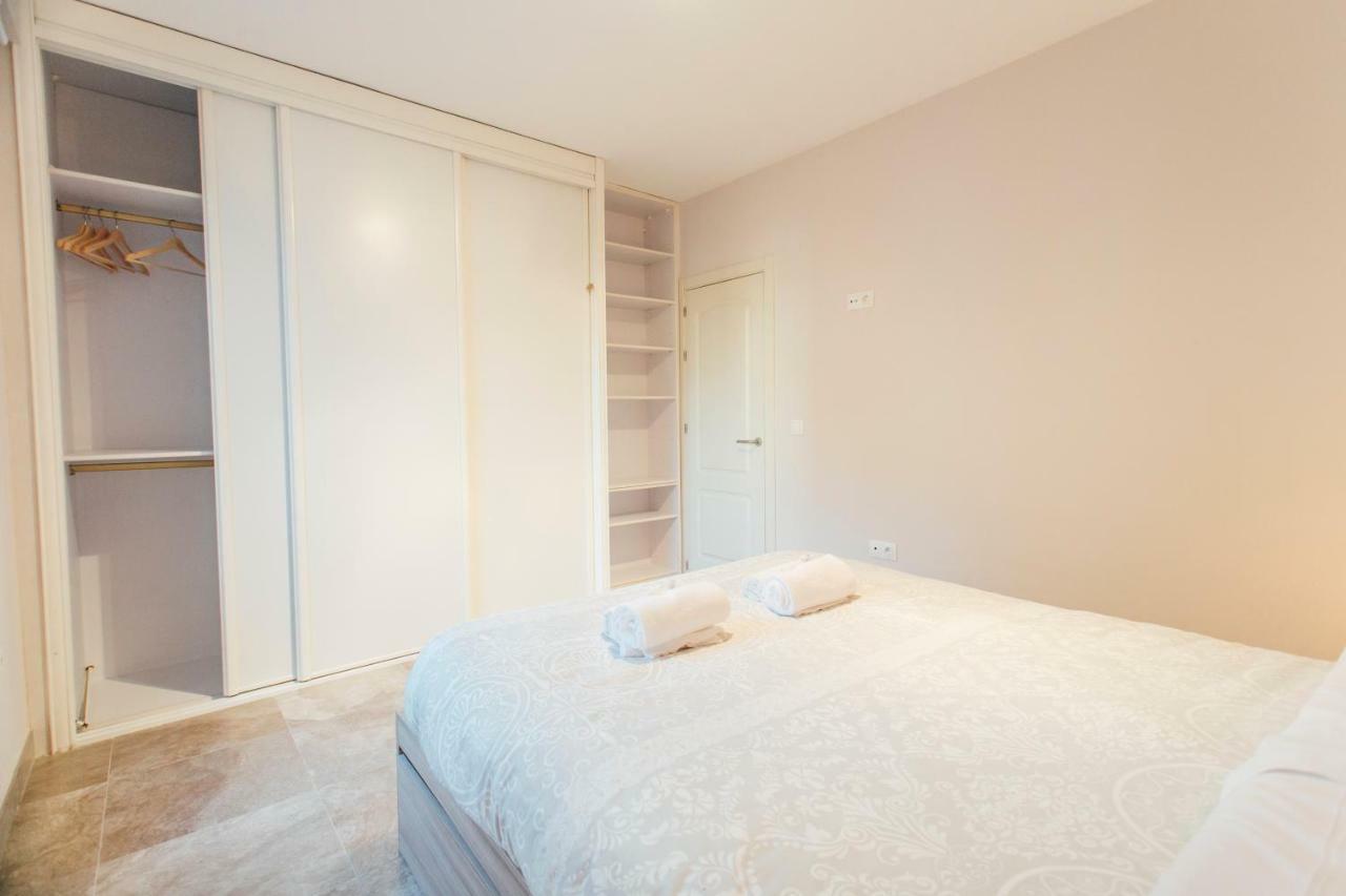 Wide And Diaphanous- 3Bd 2Bth- Alcazar Sewilla Zewnętrze zdjęcie
